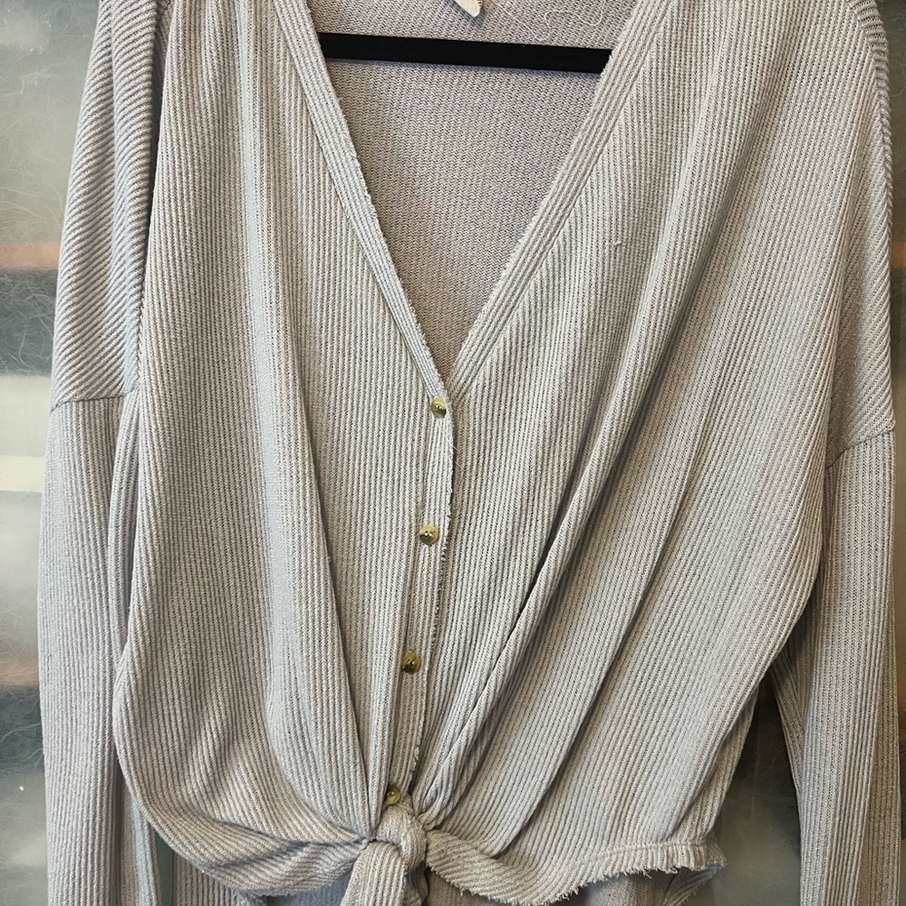 Gray Ribbed Knit top